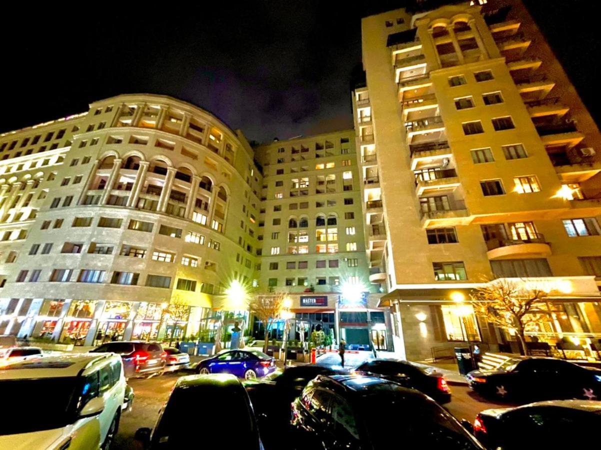 Armenak Apartment 5-Комнатная Ereván Exterior foto