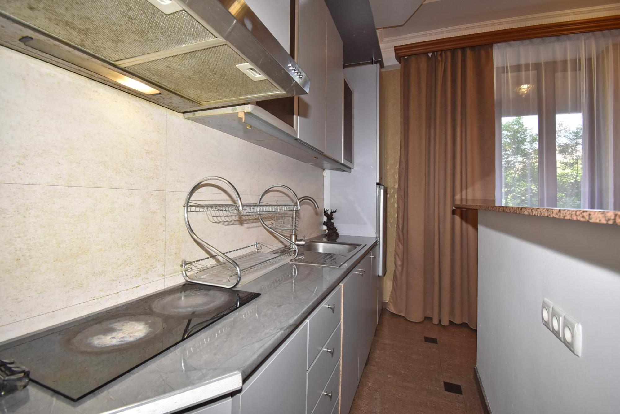 Armenak Apartment 5-Комнатная Ereván Exterior foto